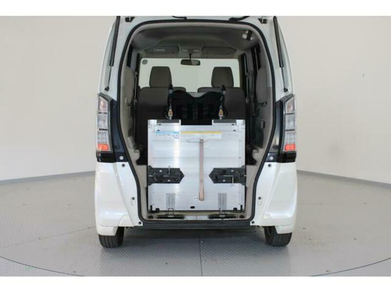 N BOX PLUS