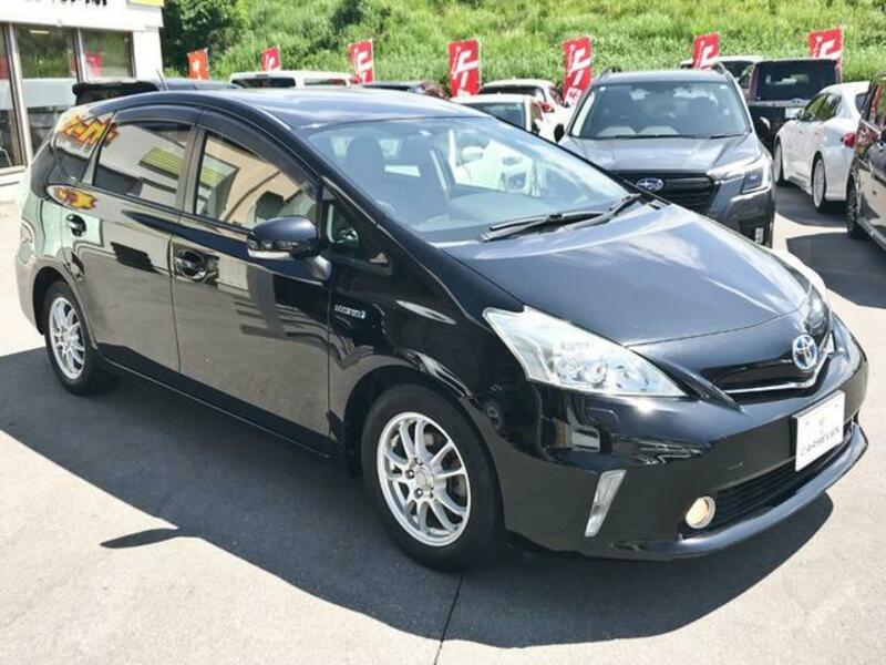 PRIUS ALPHA