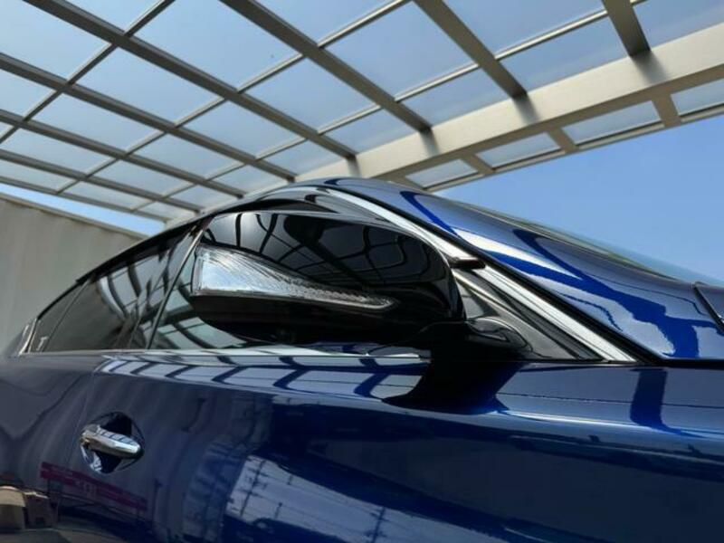 SKYLINE