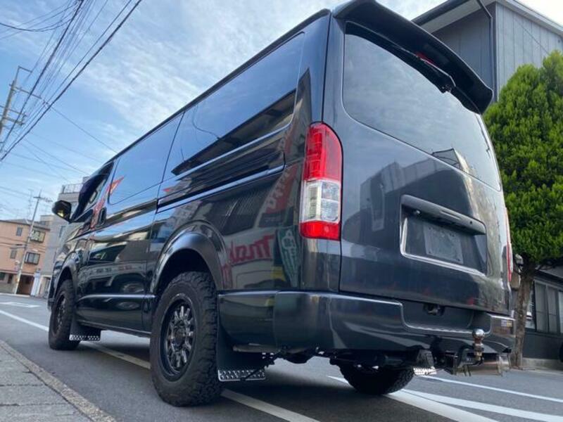 HIACE VAN