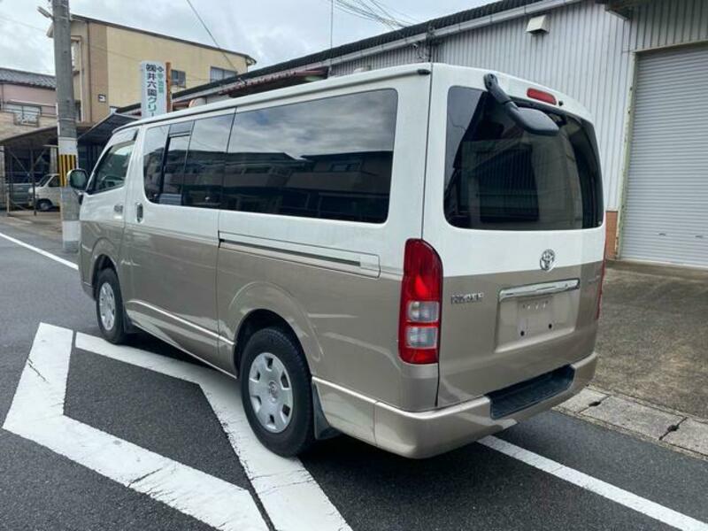 HIACE VAN