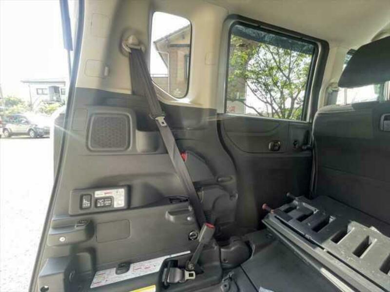 N BOX PLUS