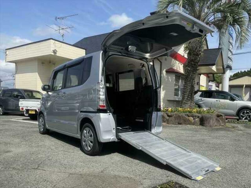 HONDA N BOX PLUS