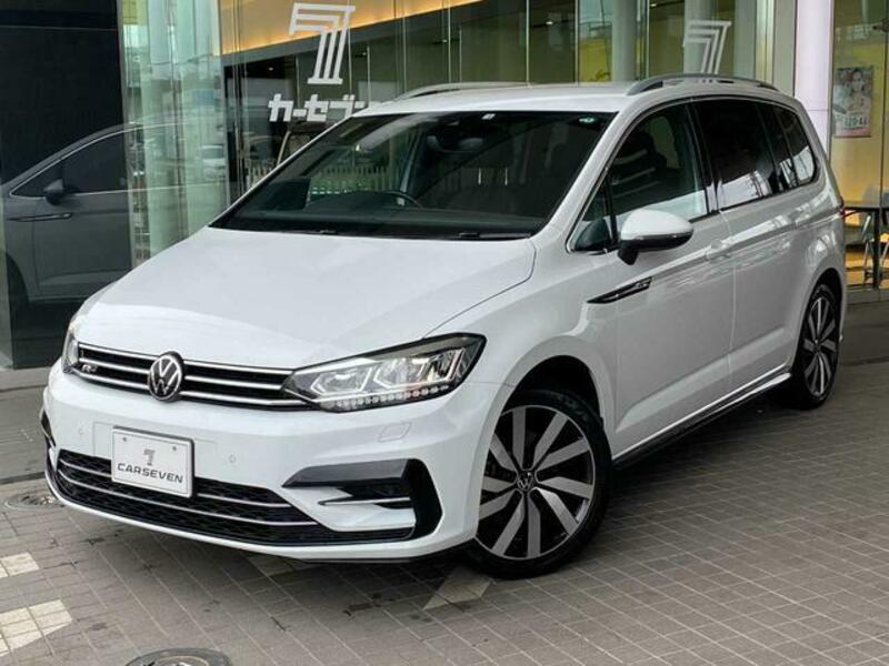 VOLKSWAGEN GOLF TOURAN