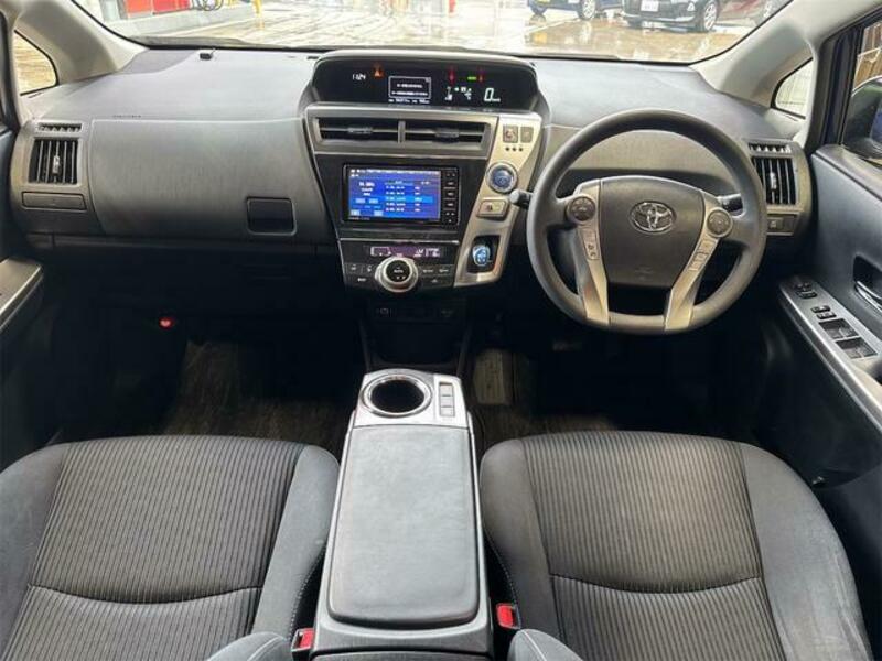PRIUS ALPHA
