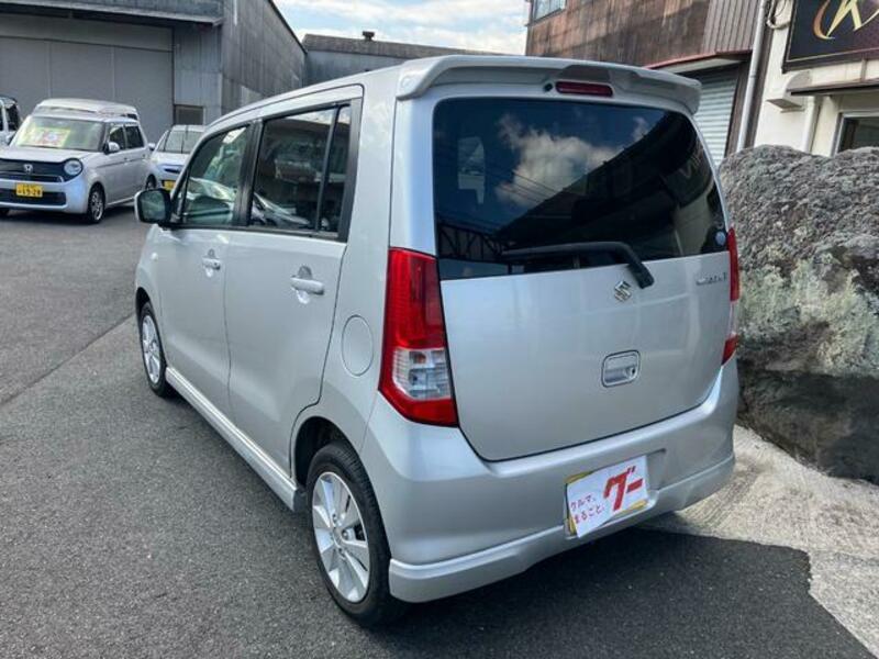 WAGON R