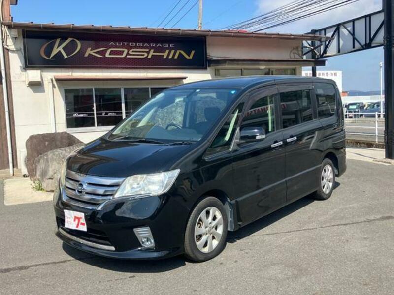 NISSAN SERENA
