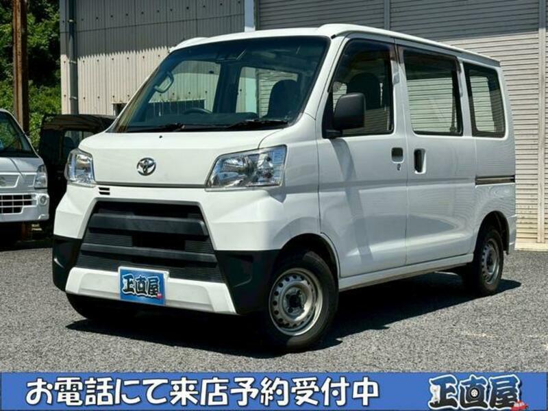 TOYOTA PIXIS VAN
