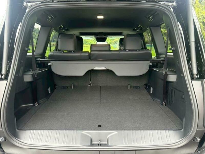 LAND CRUISER 250