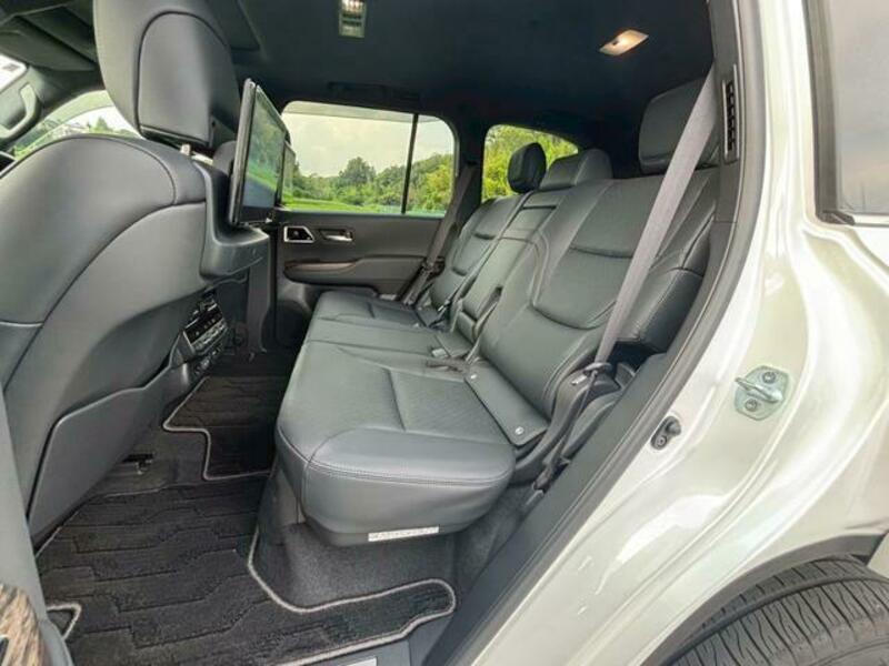 LAND CRUISER