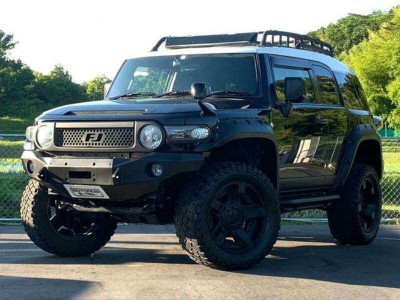 TOYOTA FJ CRUISER