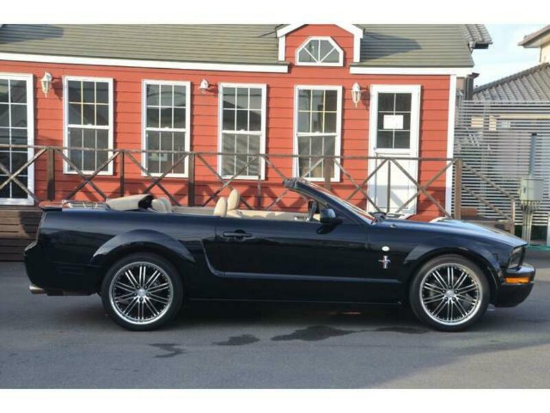 MUSTANG