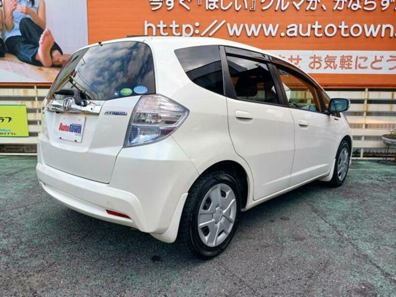 FIT HYBRID