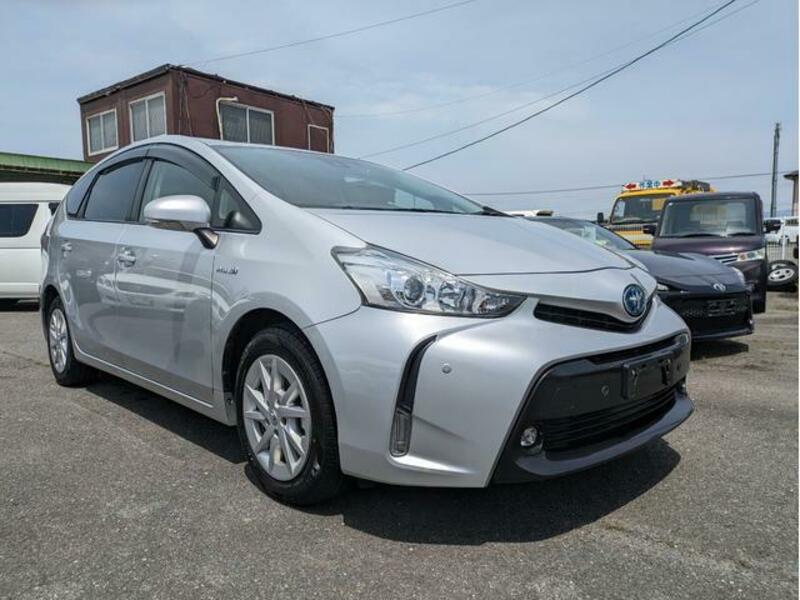 PRIUS ALPHA