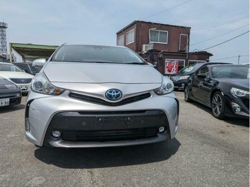 PRIUS ALPHA
