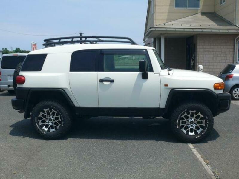 FJ CRUISER