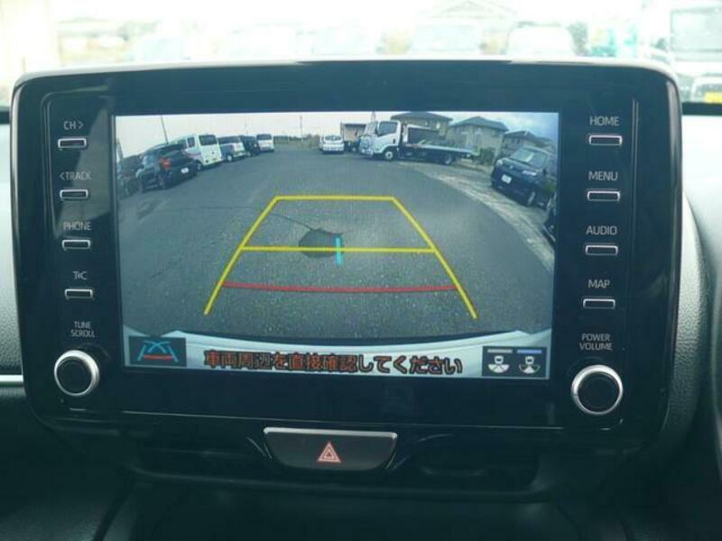 YARIS CROSS