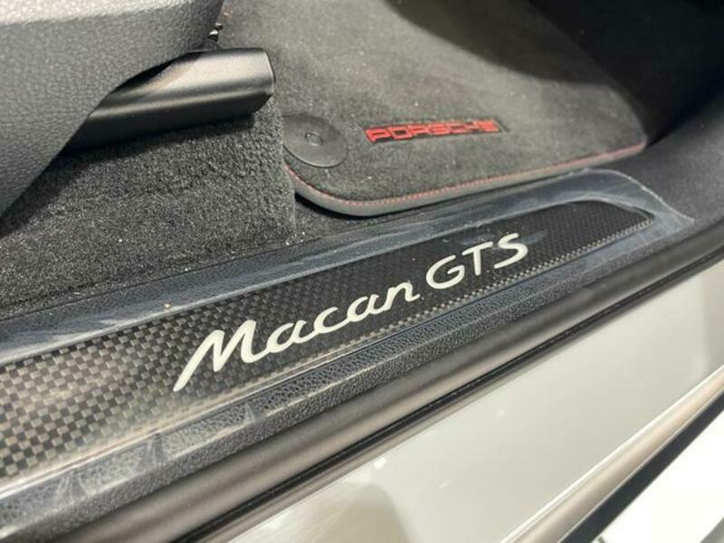 MACAN
