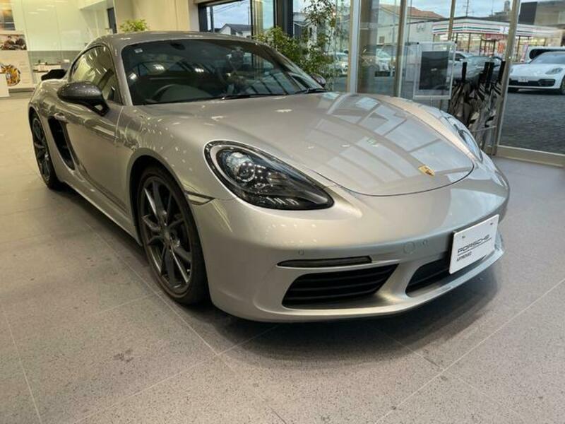 718 CAYMAN