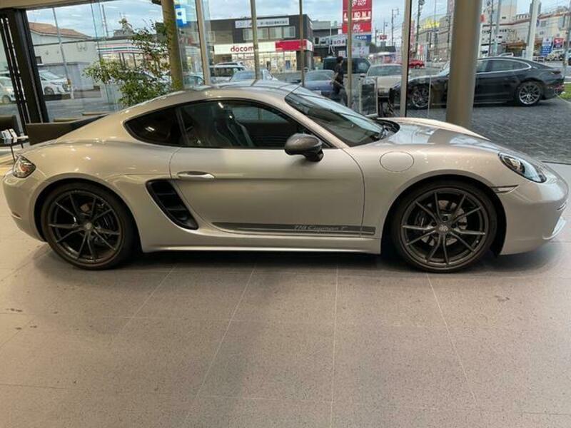 718 CAYMAN