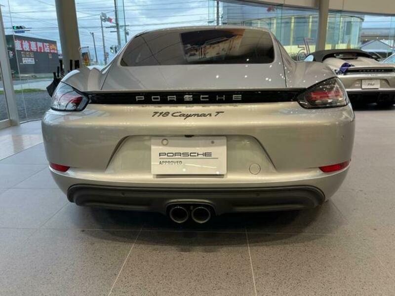 718 CAYMAN