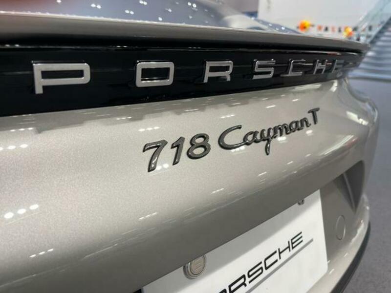 718 CAYMAN