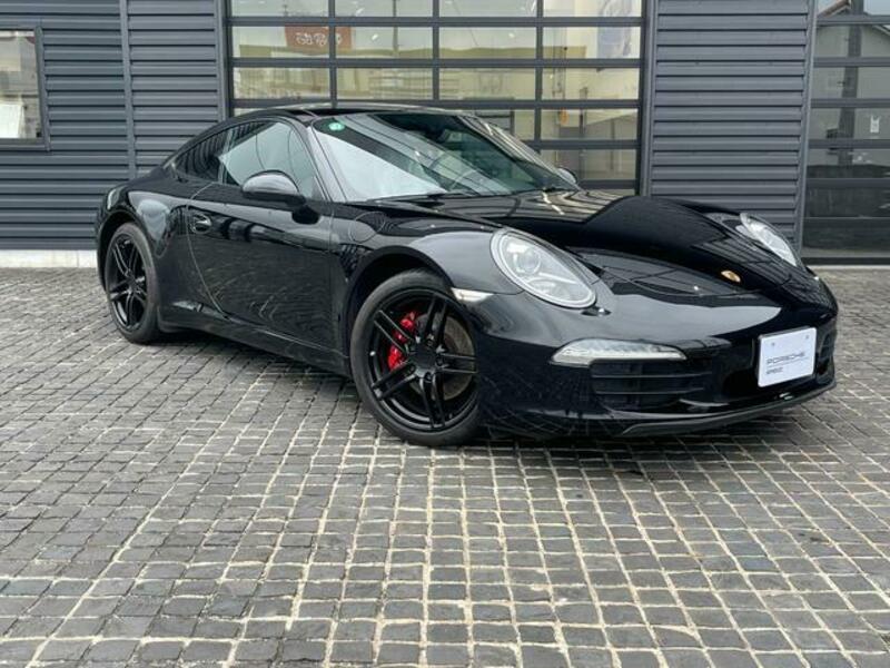911