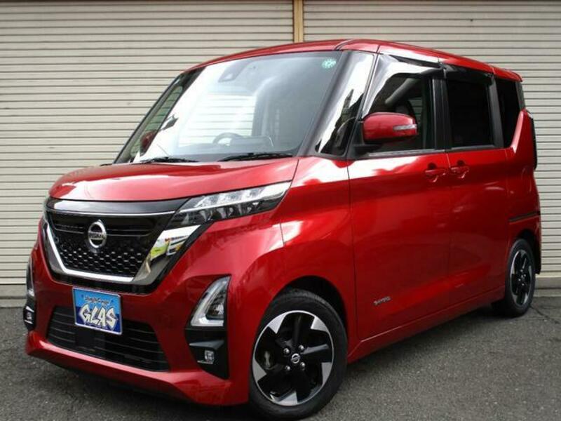 NISSAN ROOX