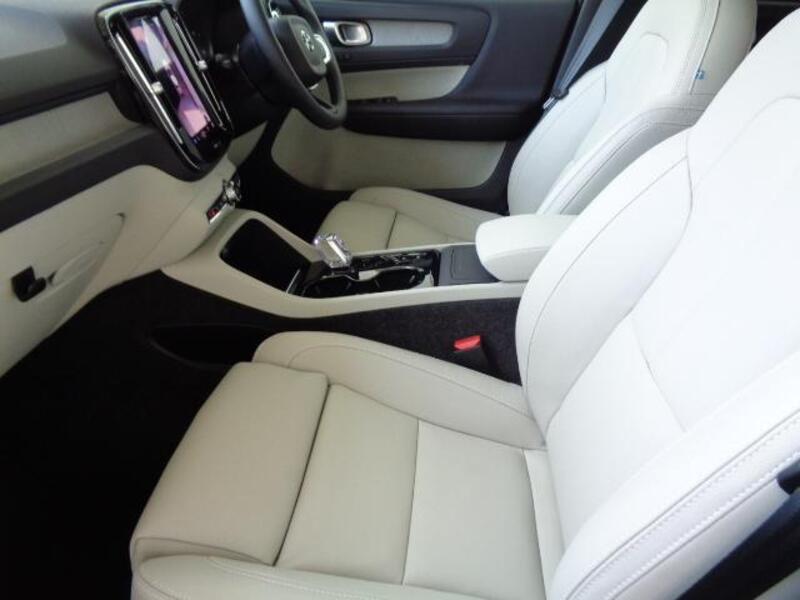 XC40