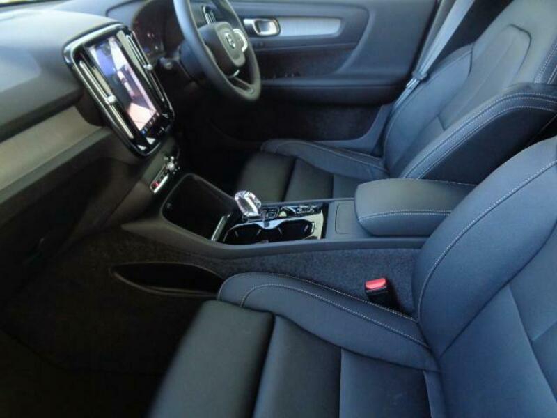 XC40