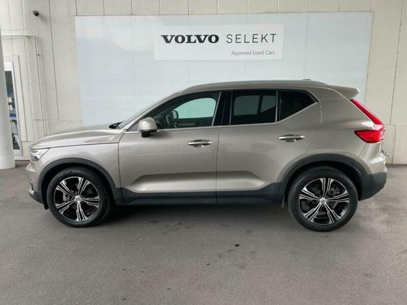 XC40