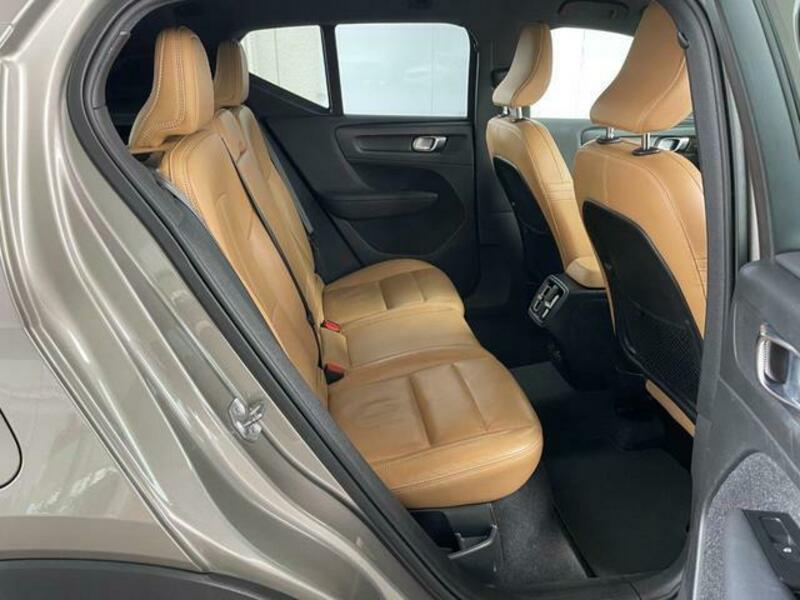 XC40