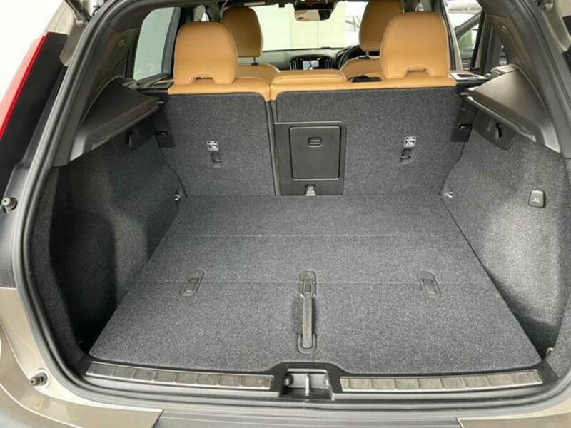XC40