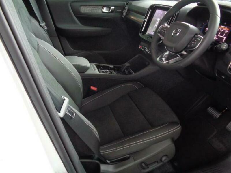 XC40