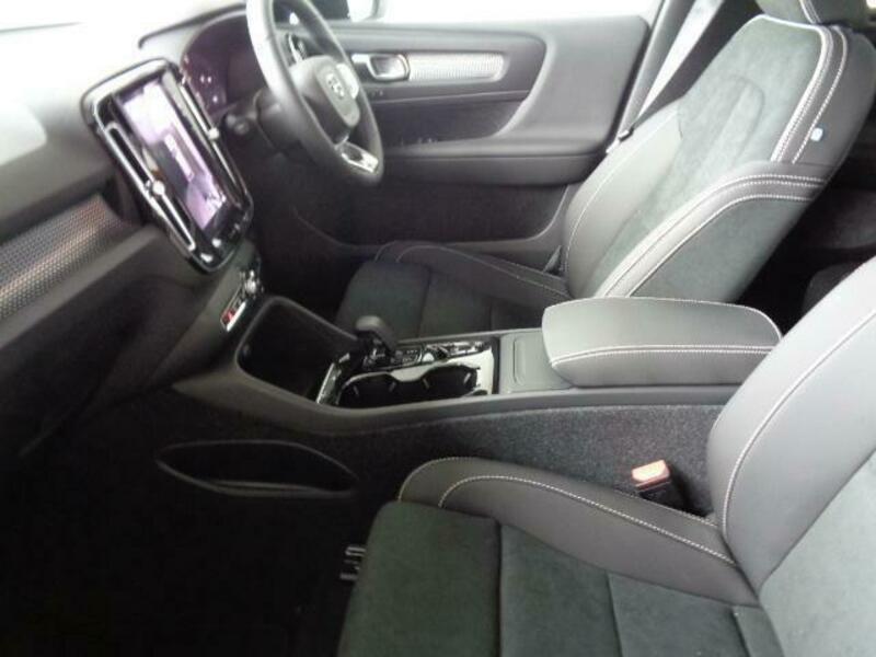 XC40