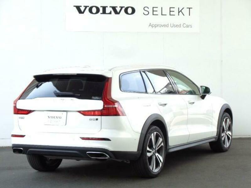 V60