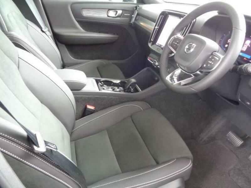 XC40