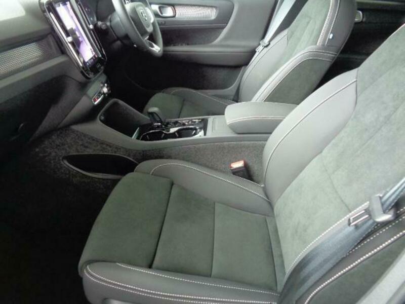 XC40
