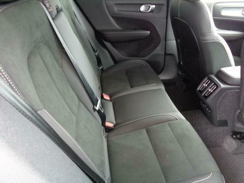 XC40