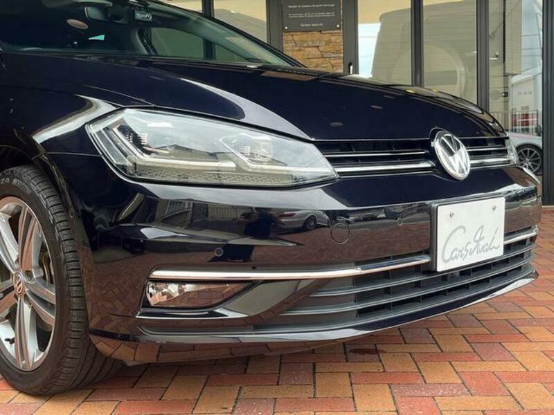 GOLF VARIANT