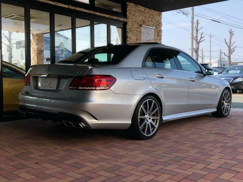 E-CLASS