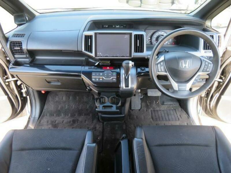 STEPWAGON SPADA