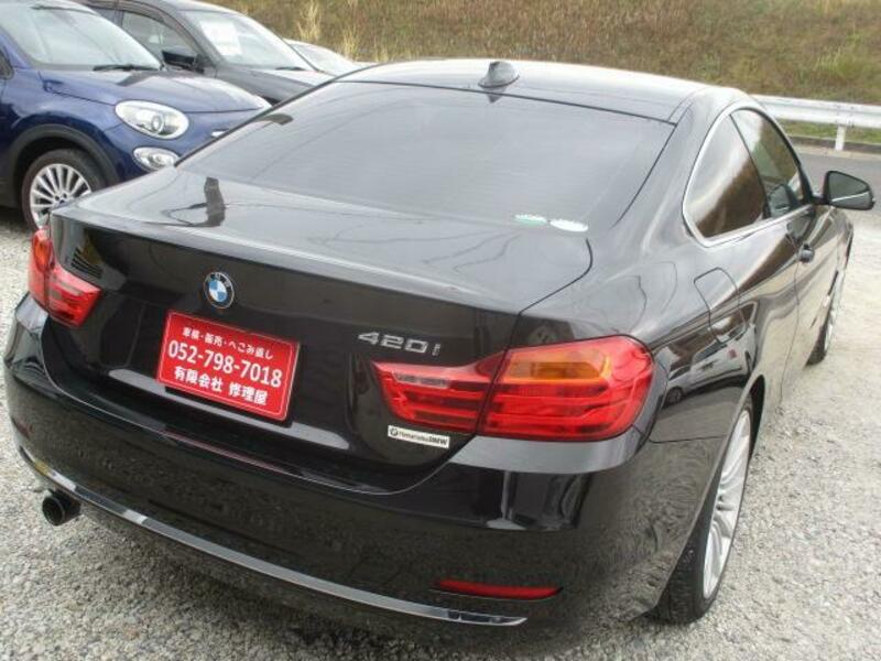 4 SERIES