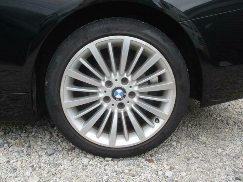 4 SERIES