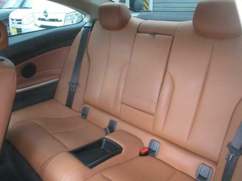4 SERIES