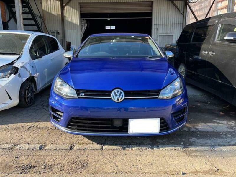 GOLF R