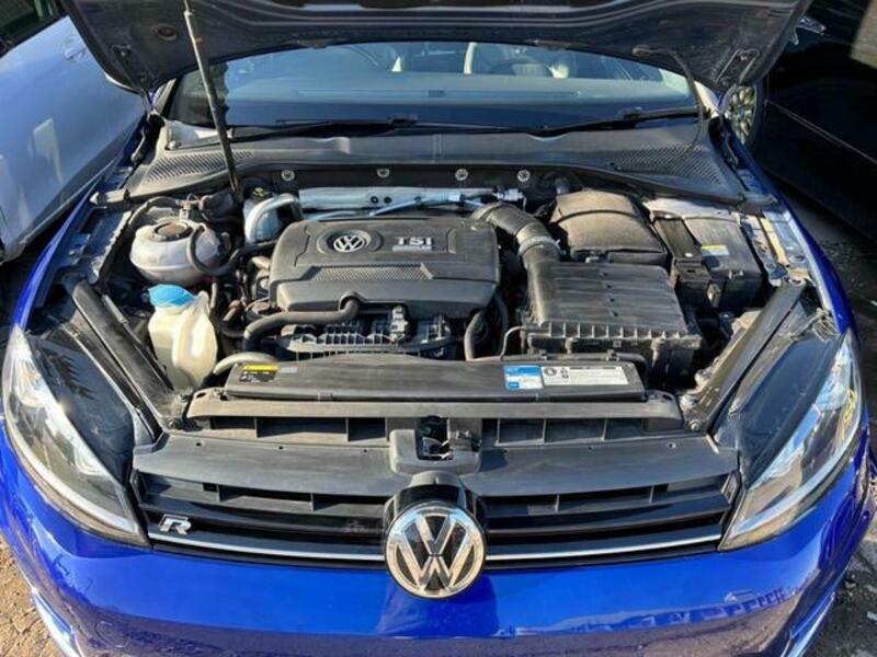 GOLF R