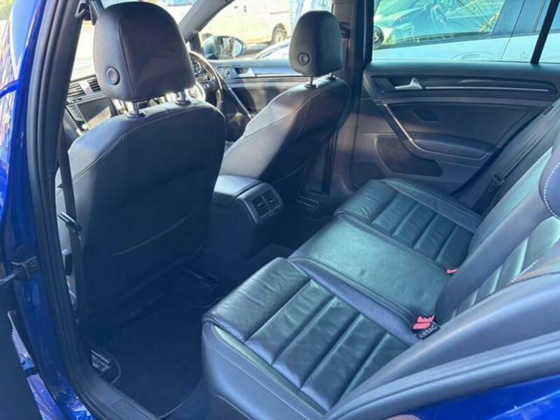 GOLF R