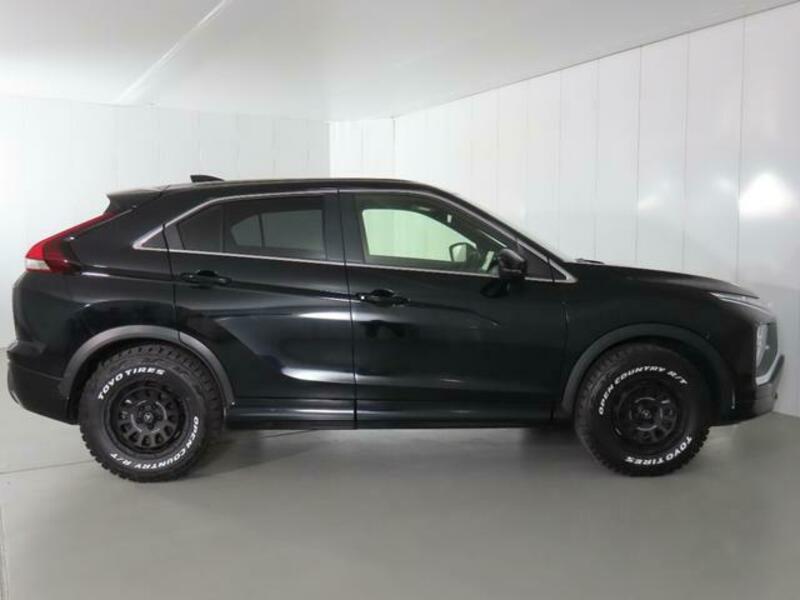 ECLIPSE CROSS