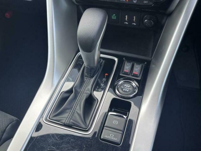 ECLIPSE CROSS